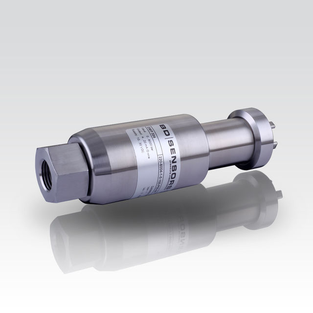 Industrial Pressure Transmitter for ultra high pressure; front sided potentiometers; pressure port 9/16" UNF