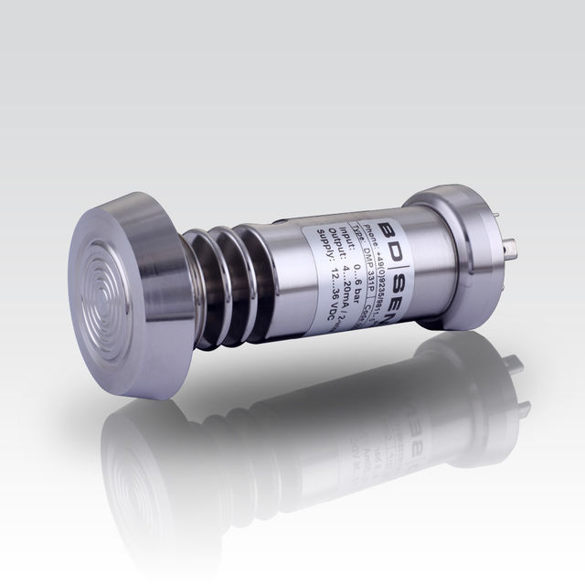 Industrial Pressure Transmitter; hygienic process connections; CIP / SIP cleaning up to 150 °C; vacuum resistant